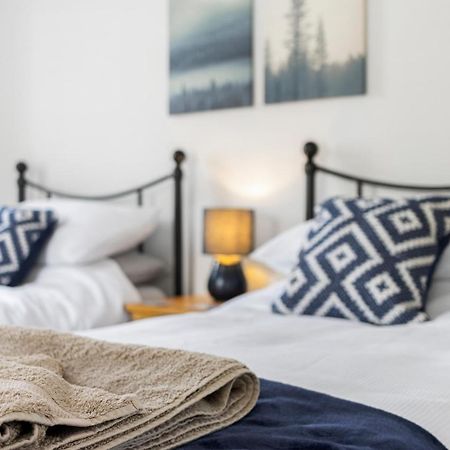 A Modern And Cosy Apartment Just Yards From Brixham'S Bustling Harbourside מראה חיצוני תמונה