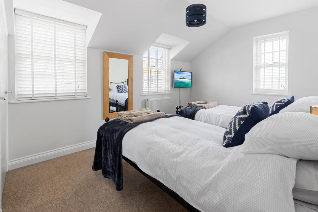 A Modern And Cosy Apartment Just Yards From Brixham'S Bustling Harbourside מראה חיצוני תמונה