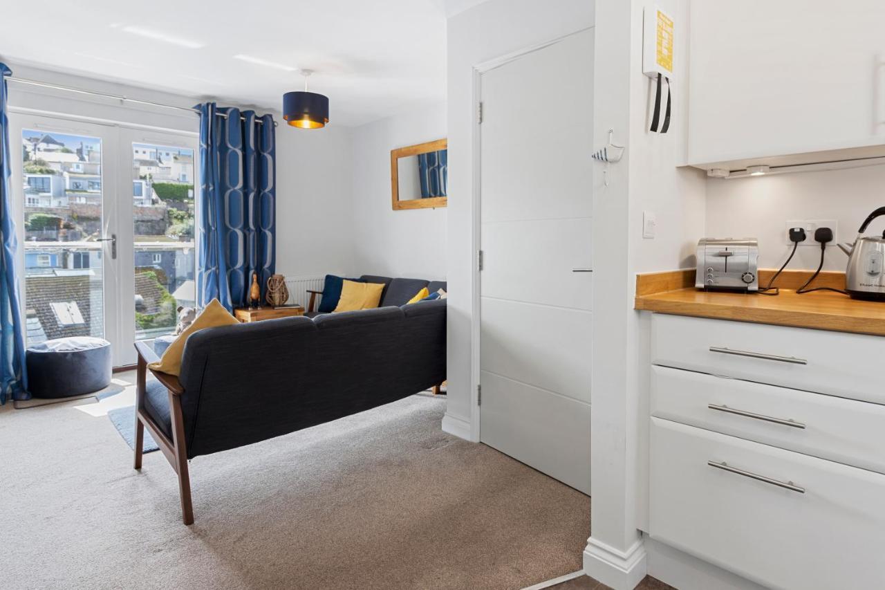 A Modern And Cosy Apartment Just Yards From Brixham'S Bustling Harbourside מראה חיצוני תמונה