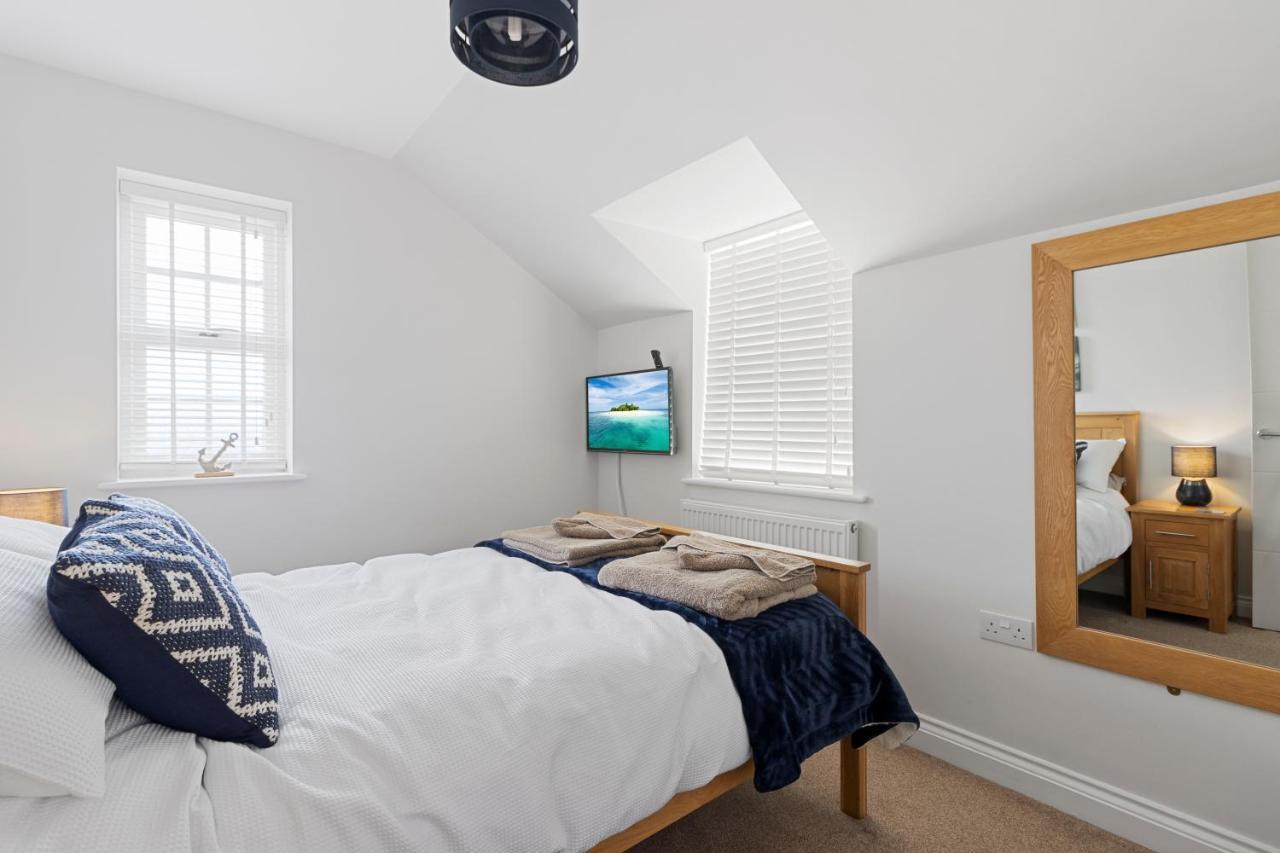 A Modern And Cosy Apartment Just Yards From Brixham'S Bustling Harbourside מראה חיצוני תמונה